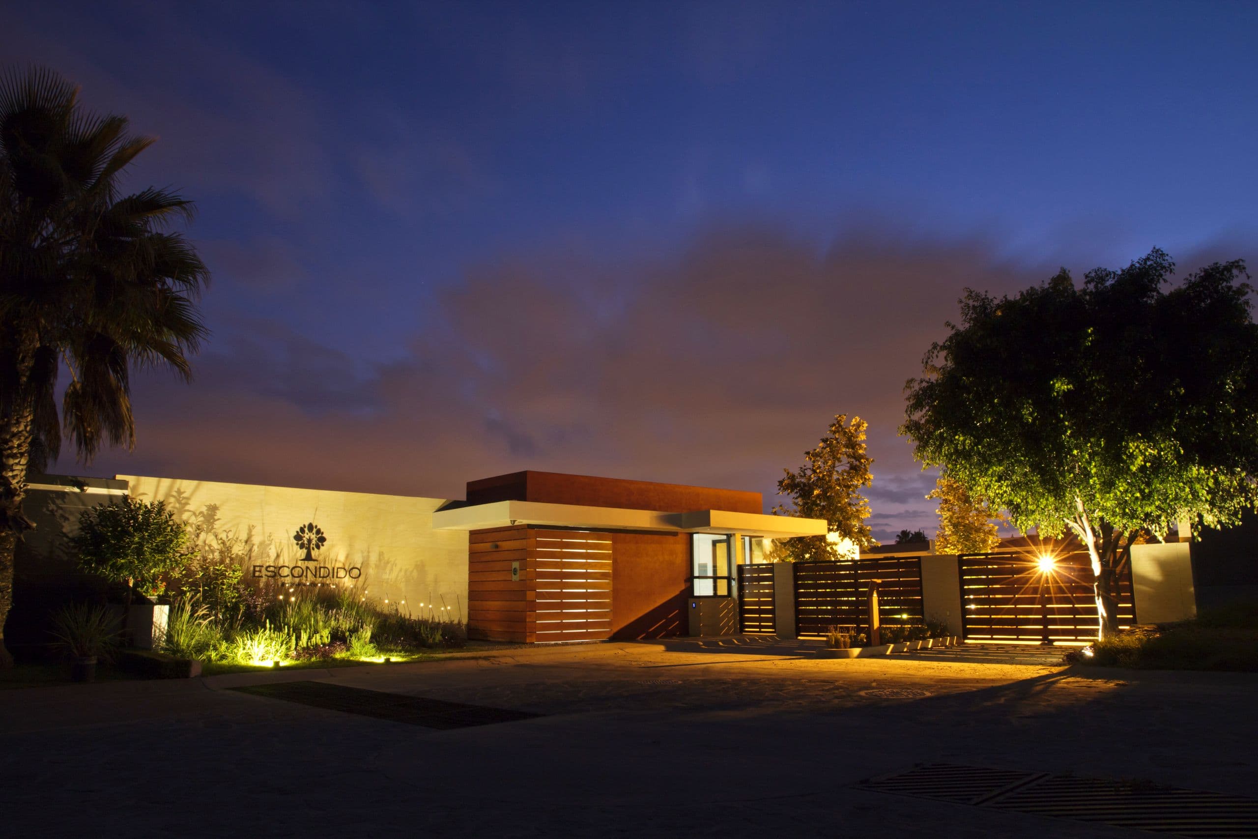 Escondido 1